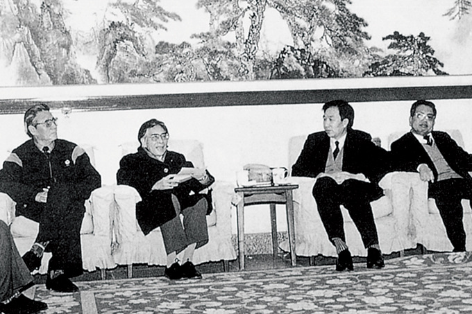 全国人大常委会副委员长雷洁琼来365直播是什么_英国正版365官方网站_365bet足彩官网对政协工作视察指导 修改.jpg